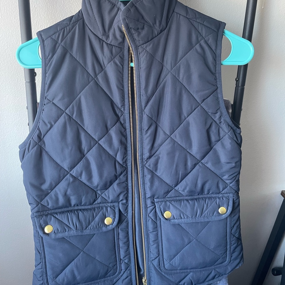 J. Crew Dark Blue Quilted Vest with Metallic Zipper
New without tags condition! - Picture 4 of 8